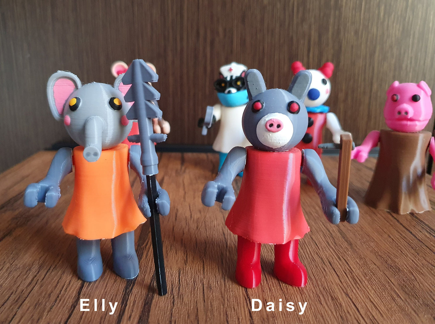 Gurty, Red Clowney, Daisy, Elly, Katie Nurse, Red Mousy fullbody figures