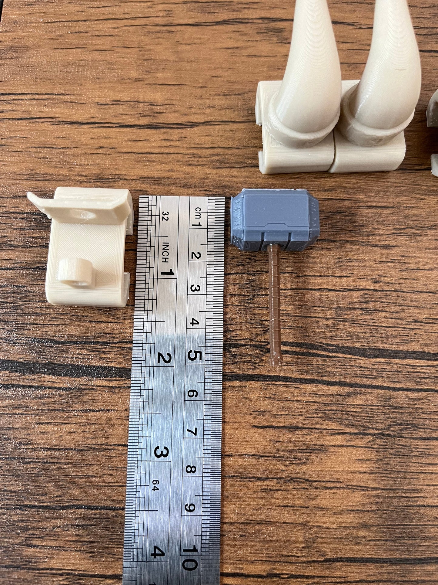 Viking horn with hammer for Croc