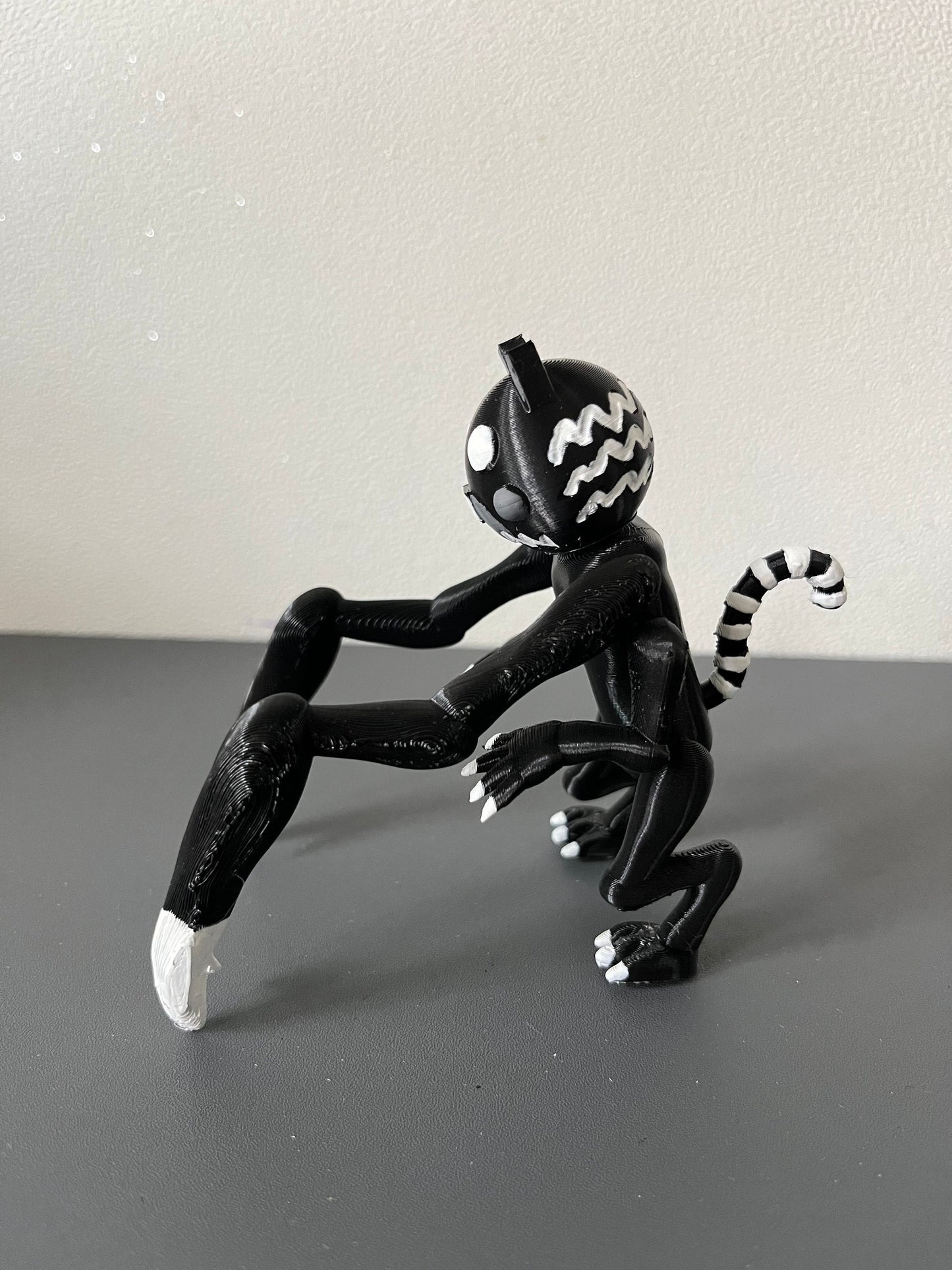 Ombra fullbody figures