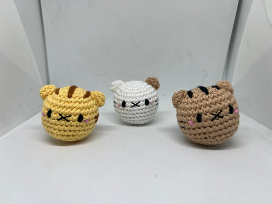 Cute ball cat amigurumi crochet