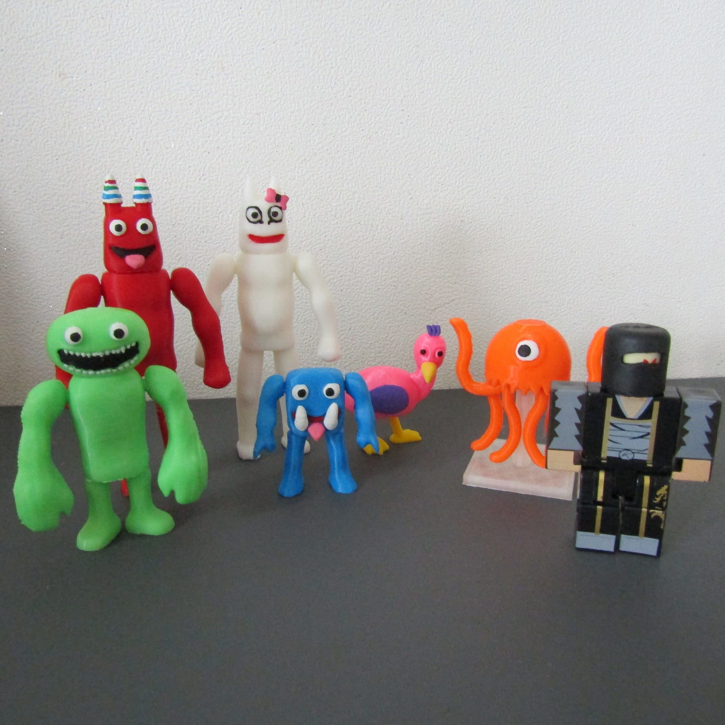 Ban Friends Figures